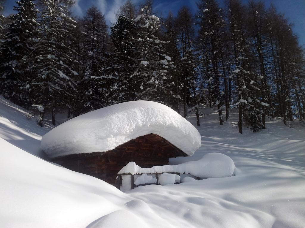 Garni Mezdi Hotel Santa Cristina Val Gardena ภายนอก รูปภาพ