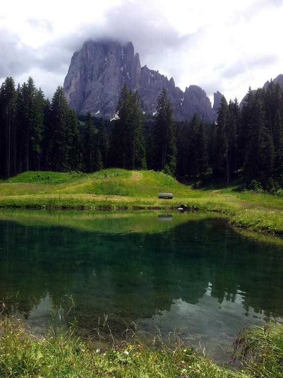 Garni Mezdi Hotel Santa Cristina Val Gardena ภายนอก รูปภาพ